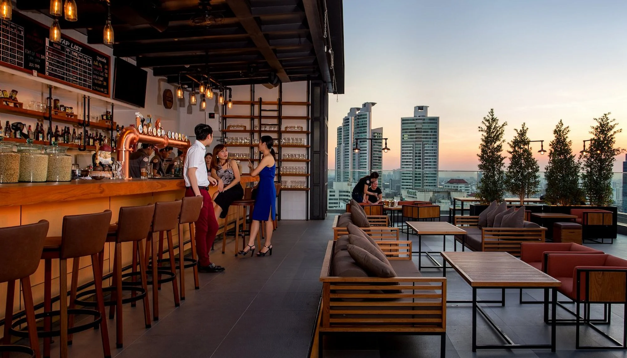Brewski Rooftop Craft Beer Bar