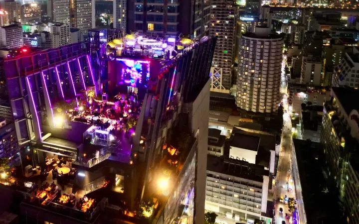 Spectrum Lounge & Bar at Hyatt Regency Bangkok Sukhumvit