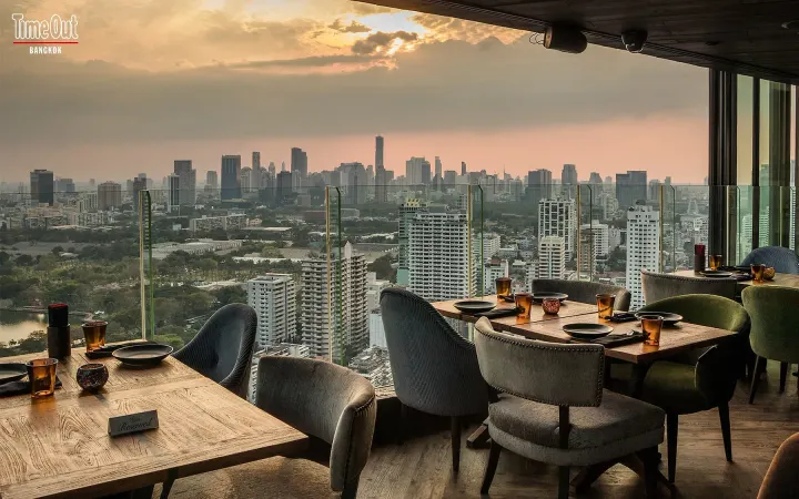 Bangkok Heightz at Montraj Continent Sukhumvit Bangkok