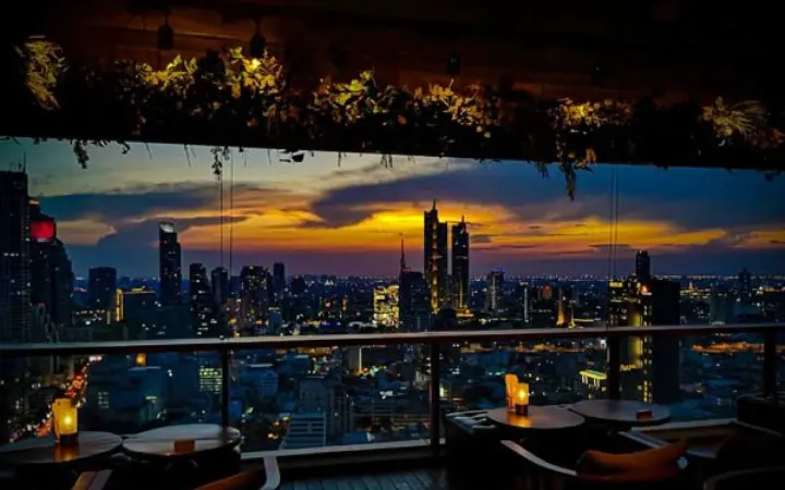 Scarlett Wine Bar & Restaurant at Pullman Bangkok Hotel G