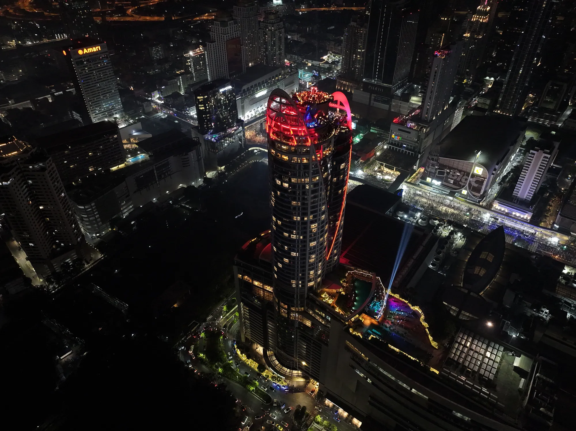 The Centara Grand tower above the city at 00:15 on 1 January 2026