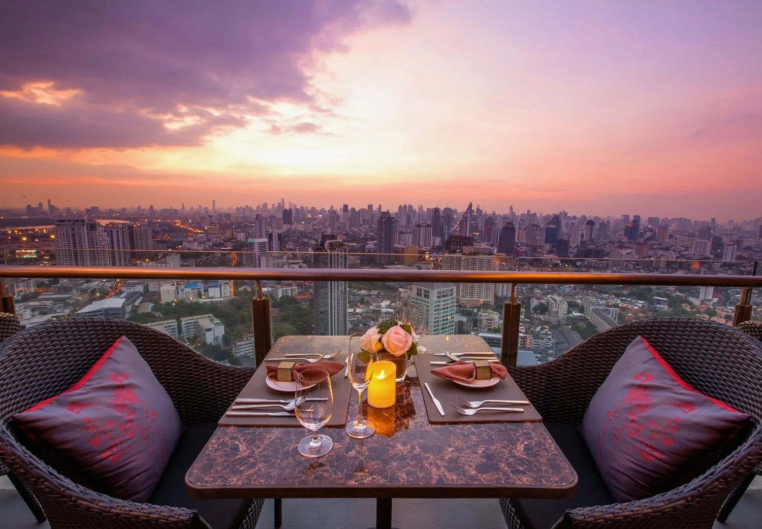 Cielo Sky Bar